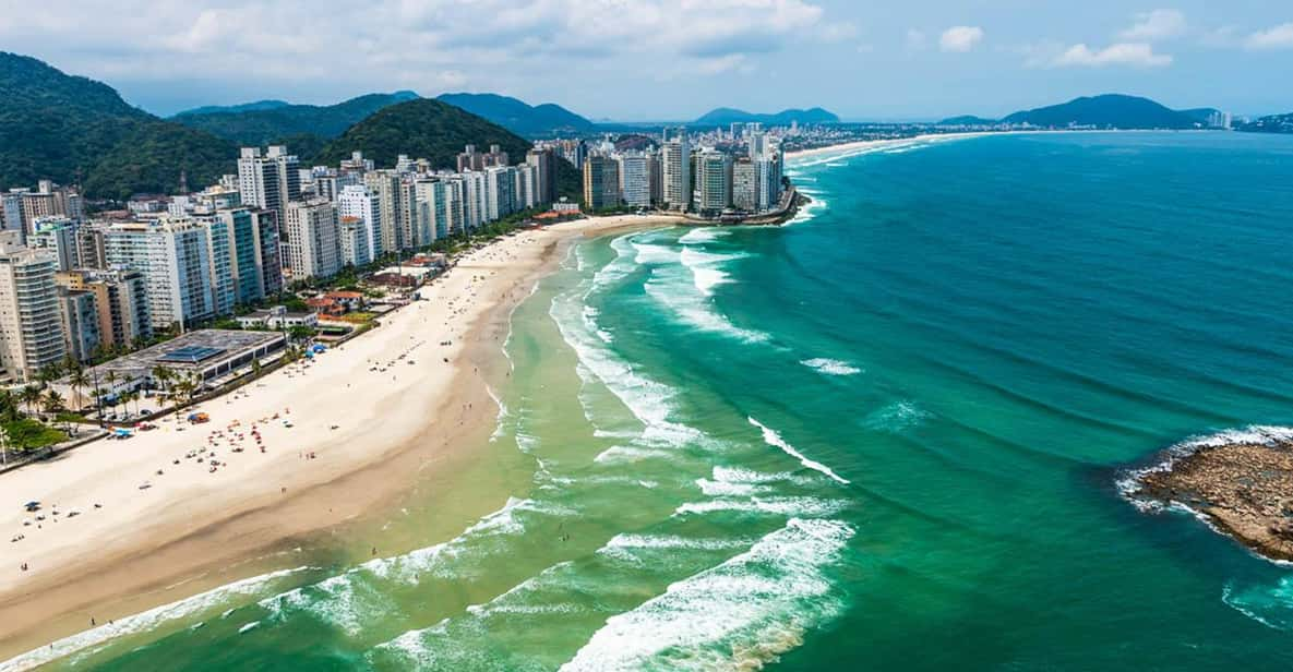 Passeio de Lancha em Guarujá: Praias Escondidas e Mar Azul